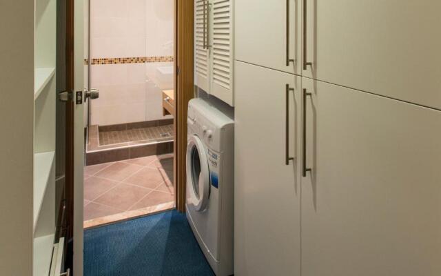 Address Residence Suite Hotel