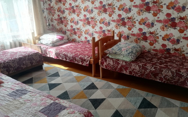 Na Zaozernoj 25 Apartments
