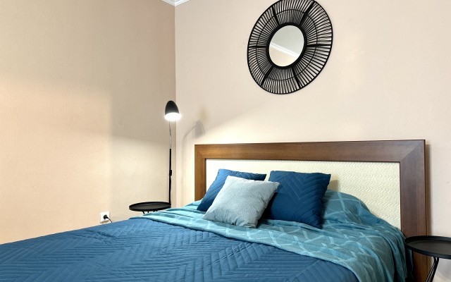 Iris s Dizaynerskim Oformleniyem, Ryadom Mat i Ditya Apartments