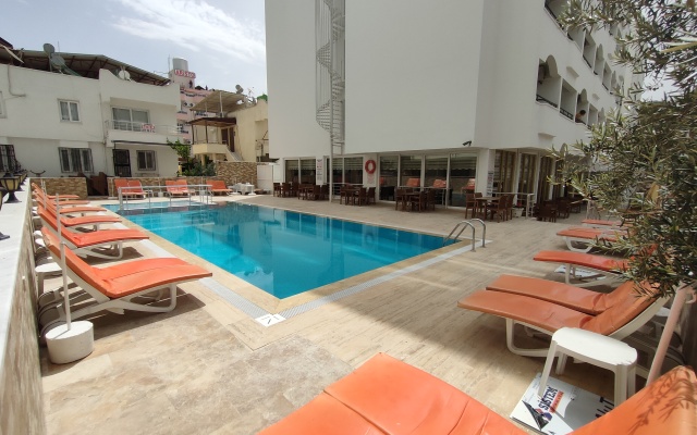Altinersan Altinkum Didim Hotel