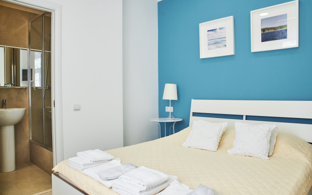 Plutus Hotel