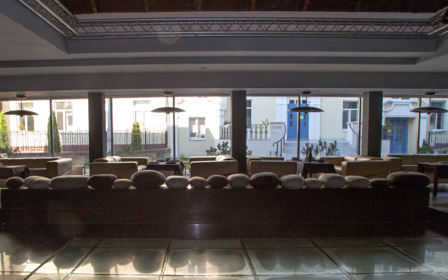 Marton Palace Hotel