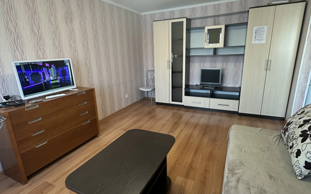 Апартаменты на Полярной 14