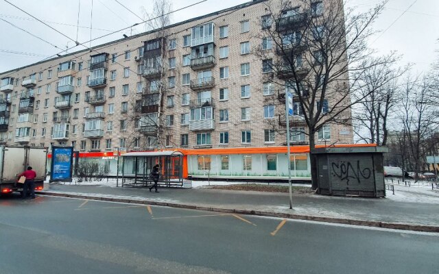 Квартира Двухкомнатная В Гостях у Петербурженки