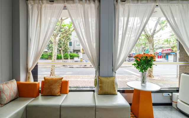 Orient Rose International Boutique Hotel