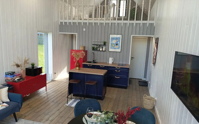 Barn Ryadom S Vodokhranilischem Private house