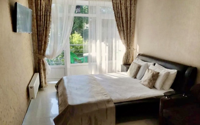 Yuzhny Vayb Mirakl Hotel