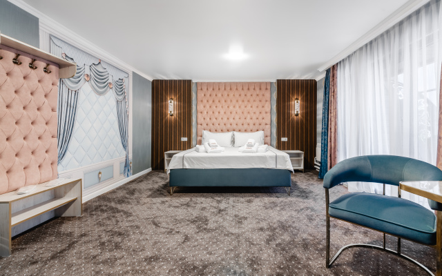 Rim Grand Hotel