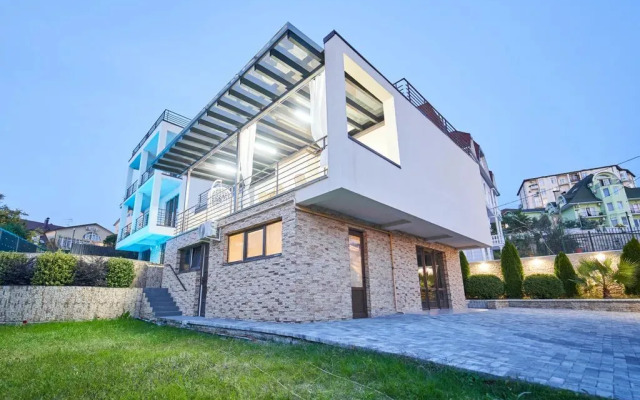 Apartment Villa on Orbitovskaya