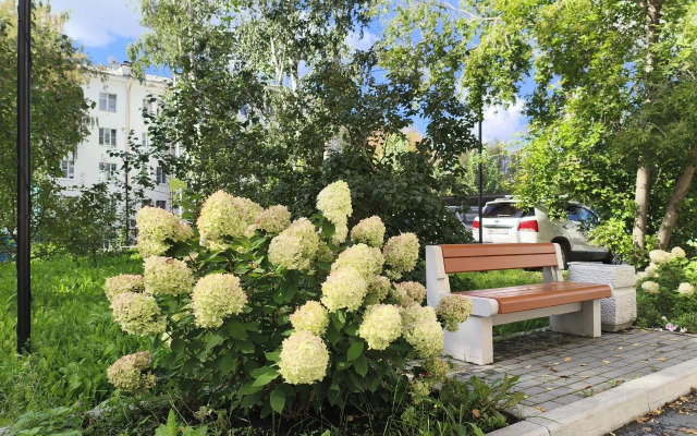 Квартира Двухкомнатная в Центре Втузгородка Ленина- 103