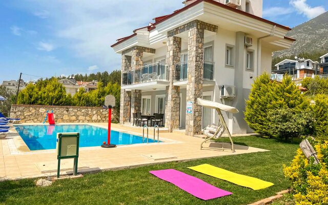 Rena Villaları - Spacious and Private Pool Villa in Oludeniz Villa