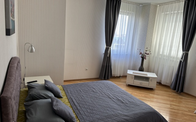 V Ryibnoj Derevne Apartments
