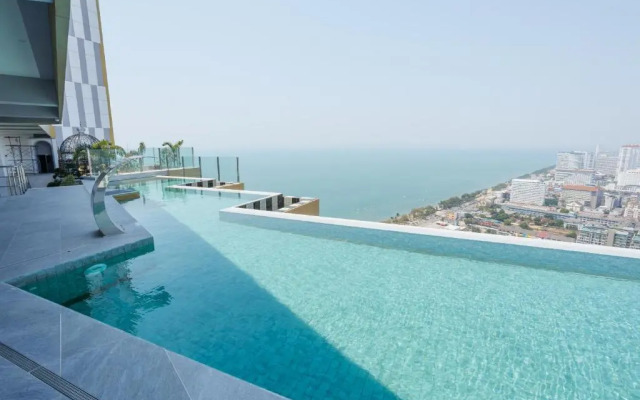 Copacabana Jomtien Beach Apartments