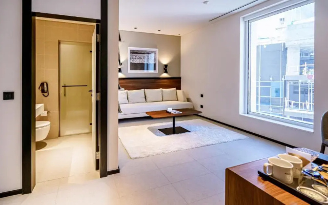 FORM  Dubai, Dubai, a Member of Design s