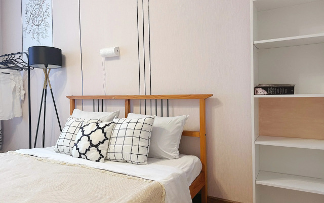Chetyrekhkomnatnaya Natali Apart V Tsentre Moskvy Flat
