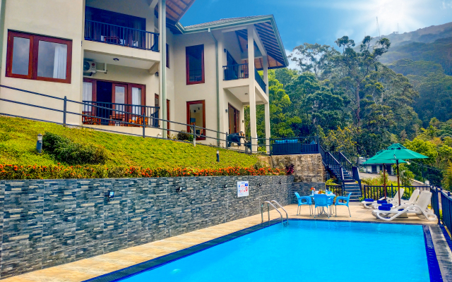 The Grand Hills Boutique Hotel