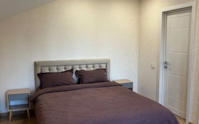 Частный дом Уютный на скале