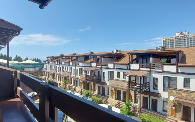 Apartments Mandarin Park