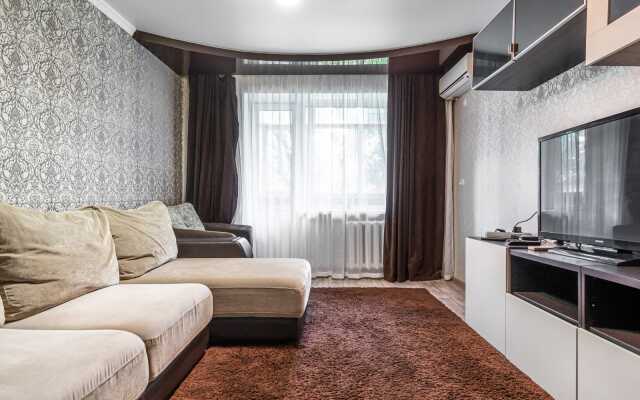 V Tsentre Flat
