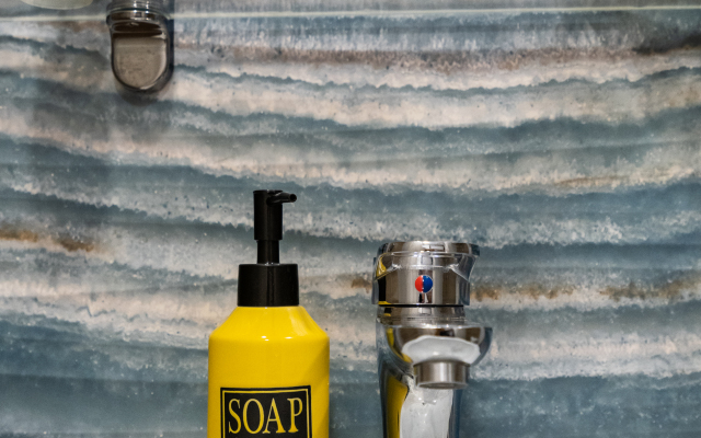 Апартаменты Rock In The Sea