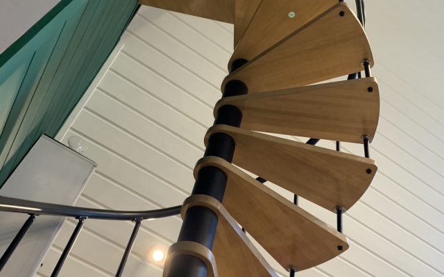 Частный дом A-фрейм в лесу Зеленого города