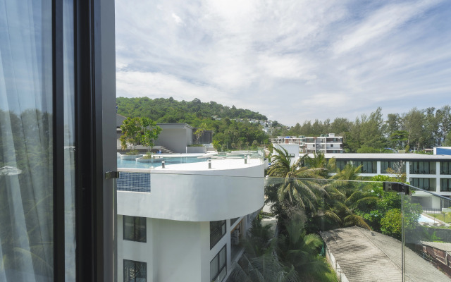Beachfront 1501 2BR at Wyndham Naithon Phuket Apartments