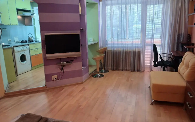 Апартаменты Яркая Студия Aday Aparts в центре Курска