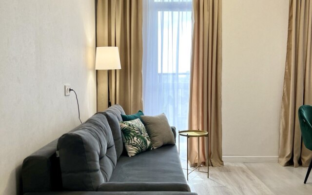 Fox Homes Apartments Stylish Euro 2k apartment in the city center
