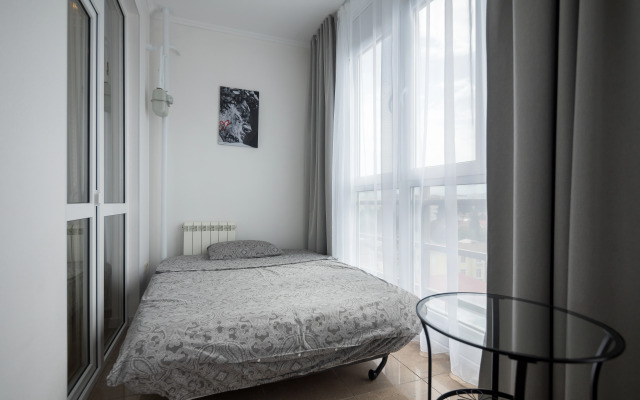 Studiya Per B Khmelnitskogo Flat