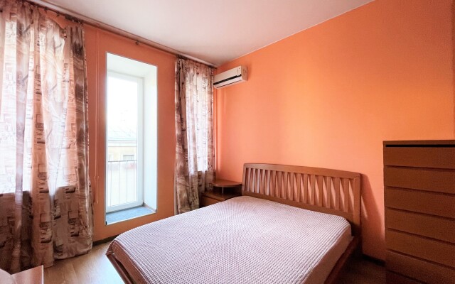 Апартаменты СуткиСпб на Коломенской 3