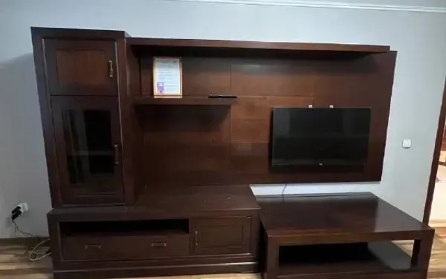 Shikarnaya Trekhkomnatnaya na Michurina Flat