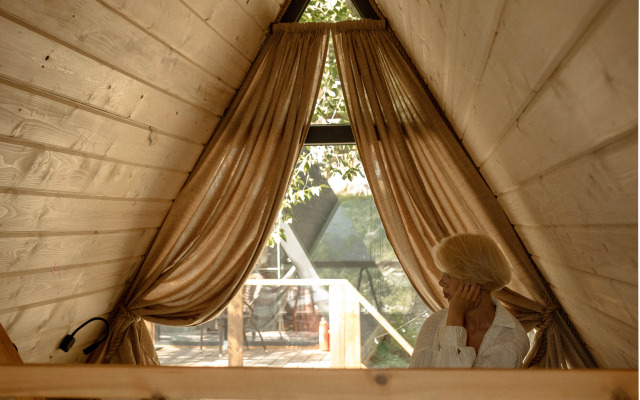 Ekoskazka s vidom na gory Glamping