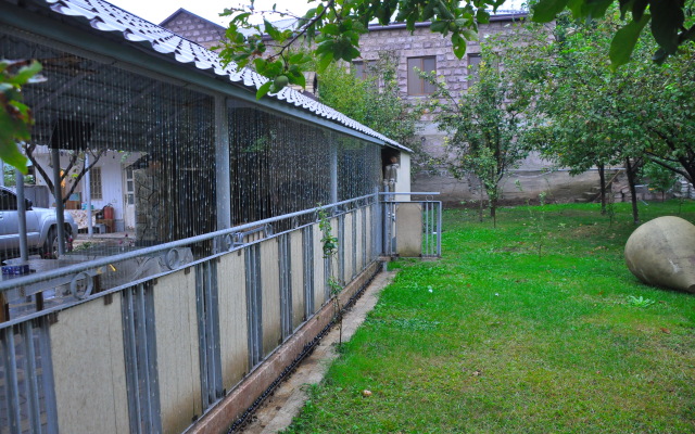 Kamar Guest house
