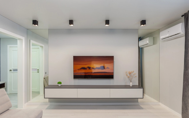 Квартира Уютная 1-к в географическом центре на Панова 50