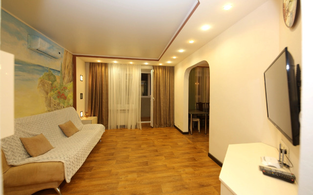 Квартира 3 комнатная квартира улица Комсомольская,75