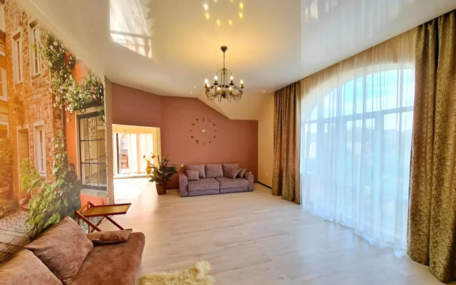 Частный дом Таунхаус со своим двором Кубанский Дворик 1