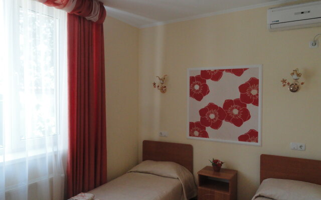 Romashka Guest House