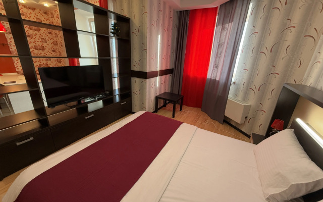 Tut Khorosho Na Surikova 53a 3 Flat