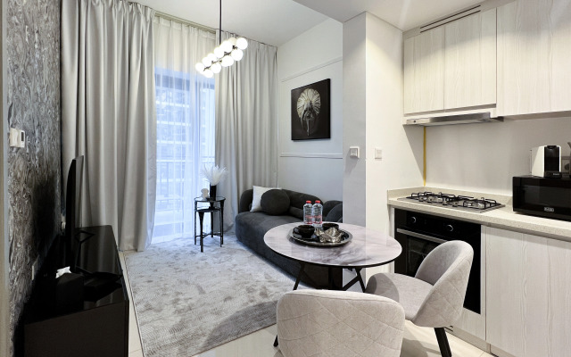 Lakeview Haven Zada Tower by Keyrock Living Apartments