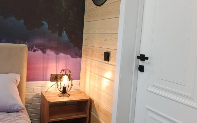 V Gostyakh U Dubrovskikh Guest house