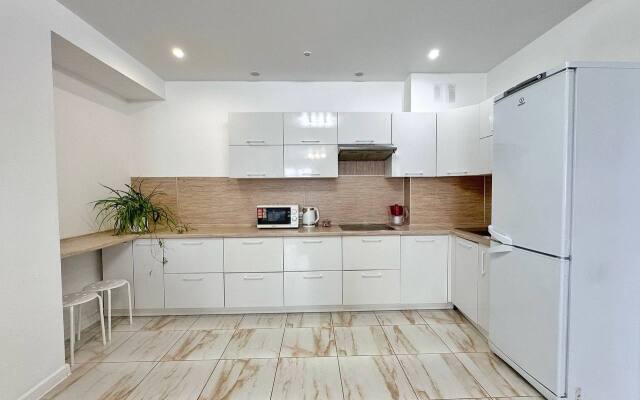 2-K Kvartira V Zhk Alye Parusa Lodging House