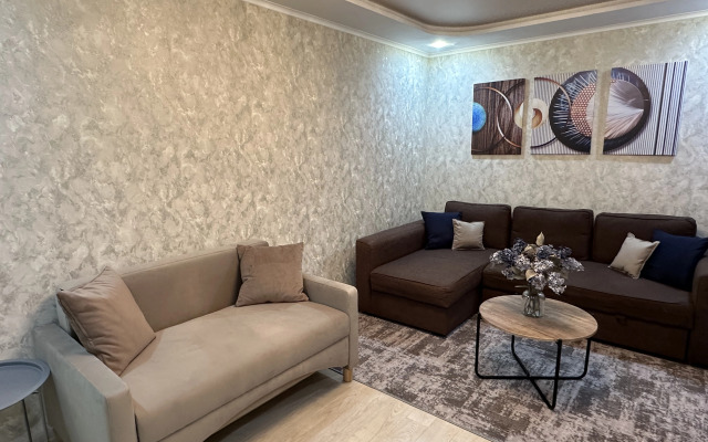 S Vidom na Gorod i Dostoprimechatelnosti Flat