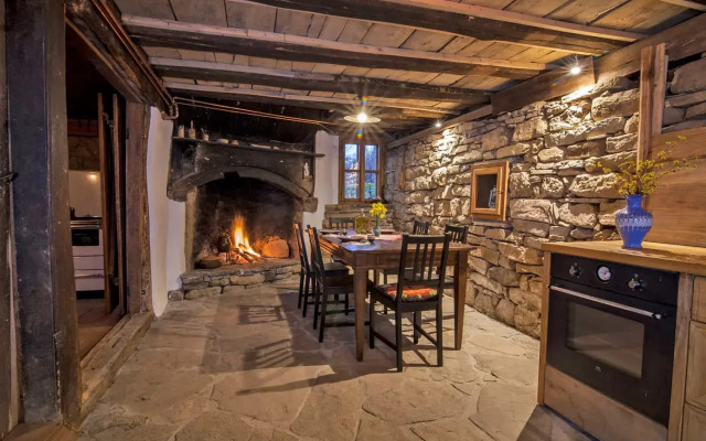 Karashka Guest House