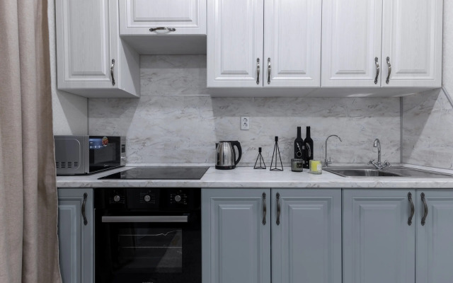 Komfort Na Adelya Kutuya Apartment