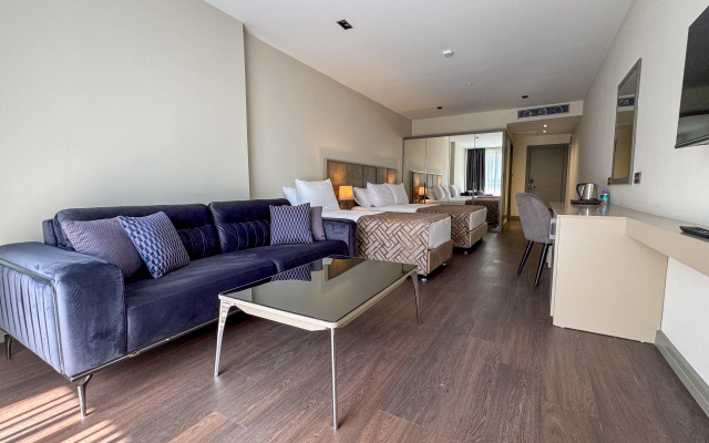 Alice Hotel Antalya