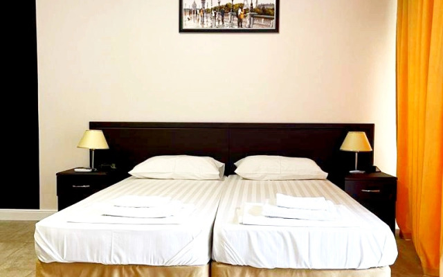 Lotos Apartment Hotel