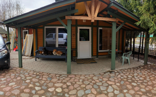 Usadba Guest House