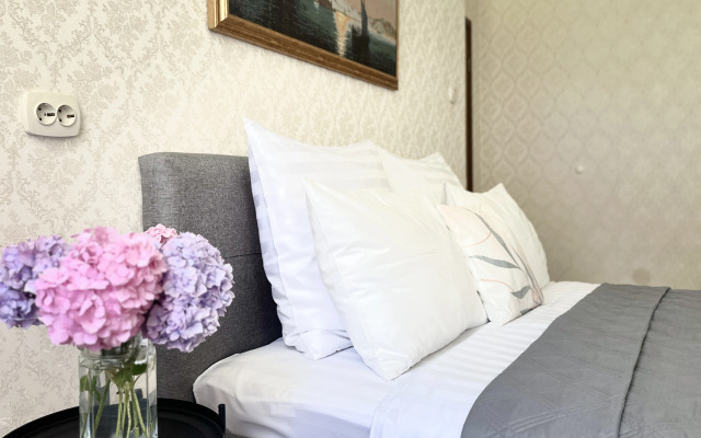 Апартаменты Красная 13