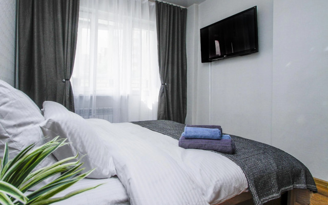 Odnokomnatnaya Kvartira Karolinskogo,10 Apartments