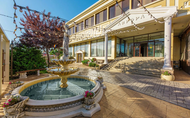 Avrora Hotel